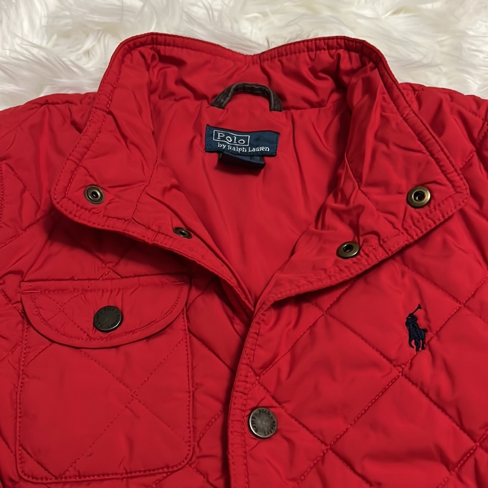 Red coat - Picture 2 of 3